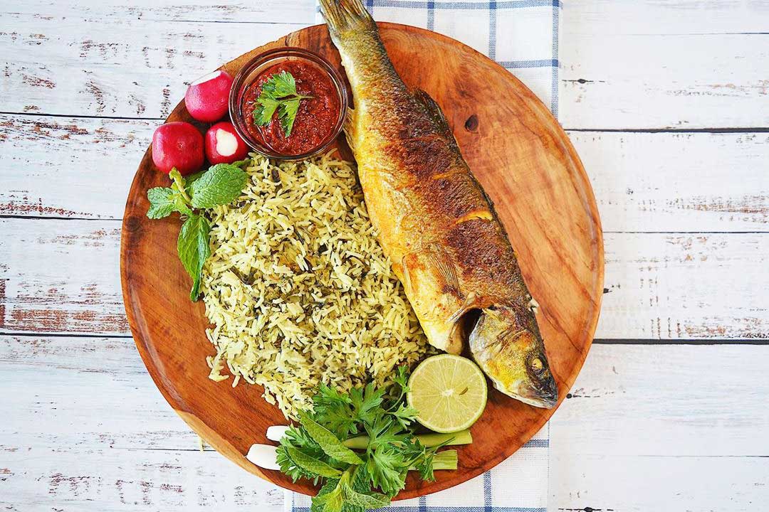 سبزی پلو با ماهی (عکس از سایت آشمزی)